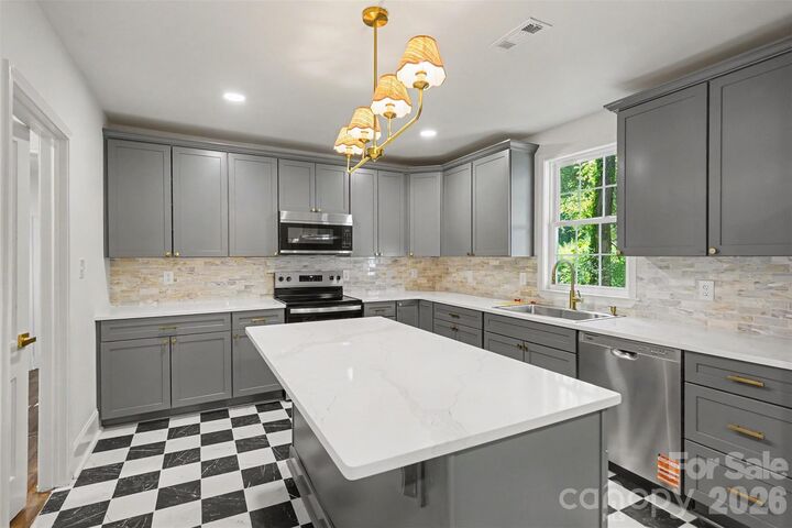 Property Photo:  601 Marion Sims Drive  SC 29720 