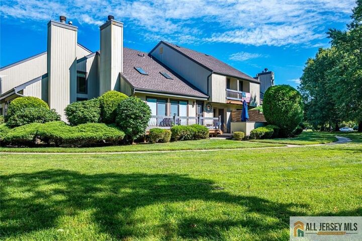 Property Photo:  39 Sherborne Street  NJ 08873 