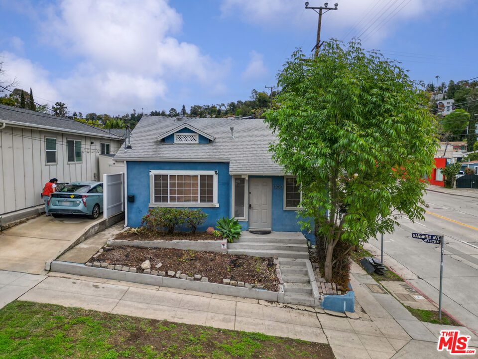 Property Photo: 1300 Sanborn Ave CA 90027