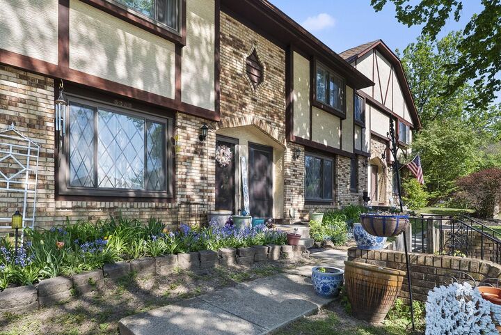 Property Photo:  3032 Blendon Woods Boulevard  OH 43231 