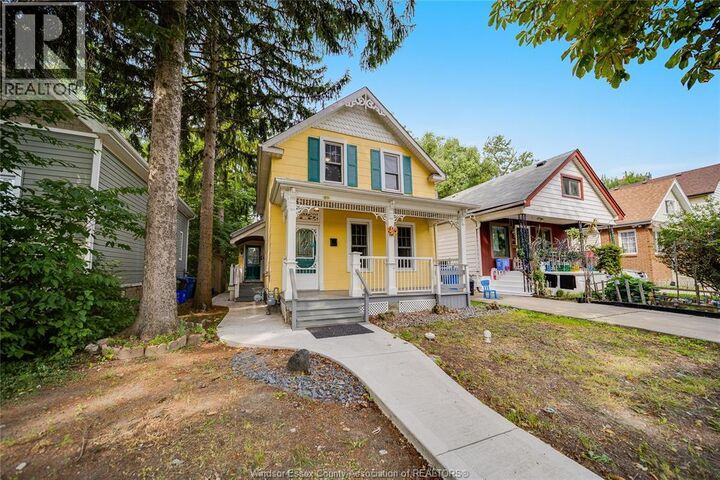 Property Photo: 211 Cameron ON N9B 1Y5