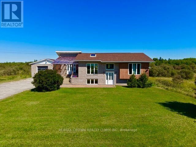 Property Photo:  430 Highway 11  ON P0L 1T0 