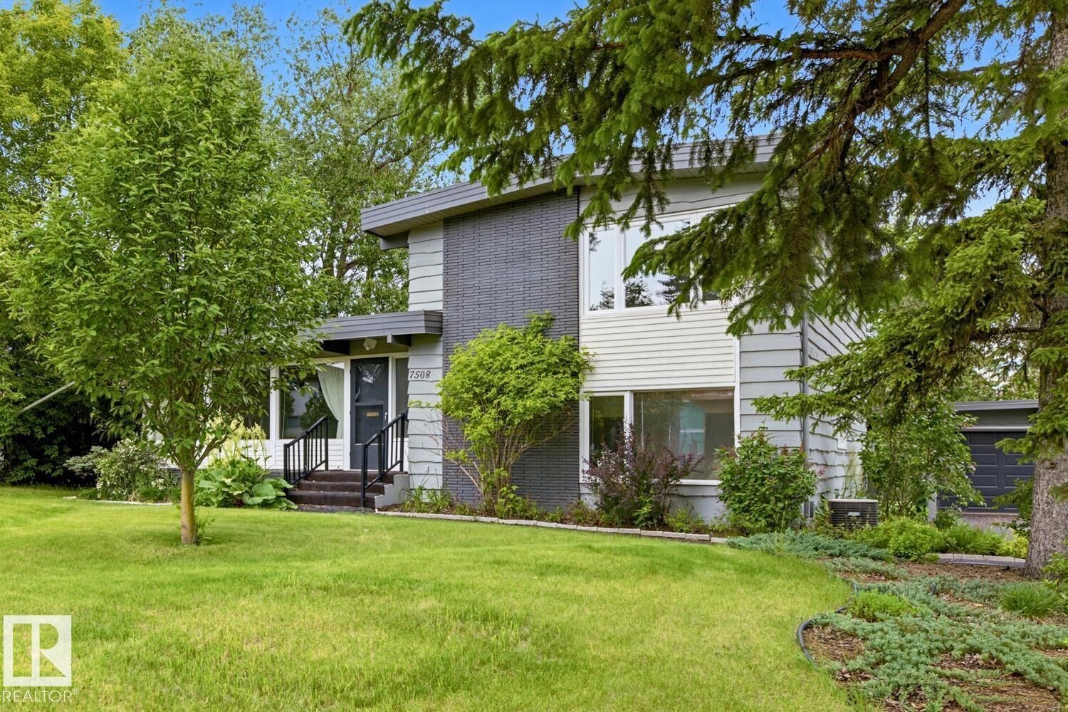 Property Photo: 7508 139 St NW AB T5R 0E8