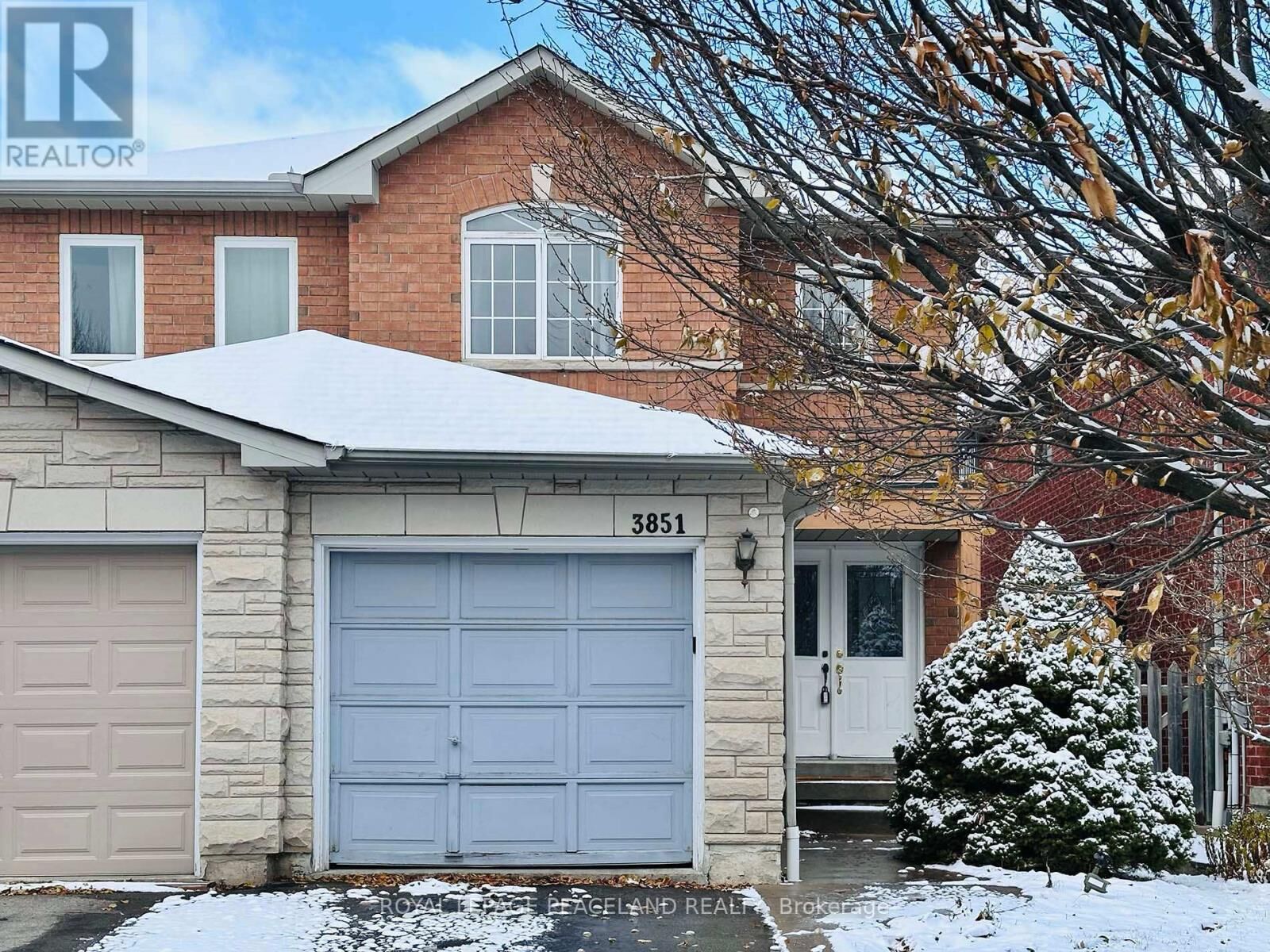 Property Photo: 3851 Foxborough Trail ON L5N 7W3