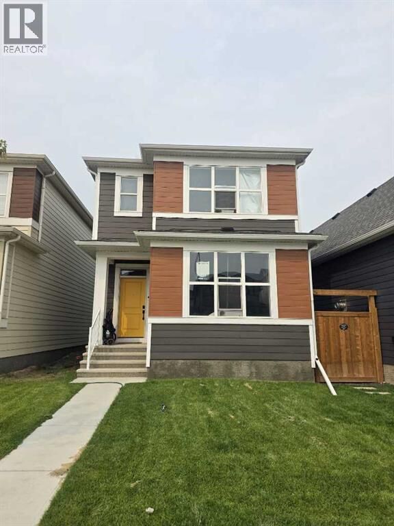 Property Photo: 56 Rowmont Common Northwest AB T3L 0L1