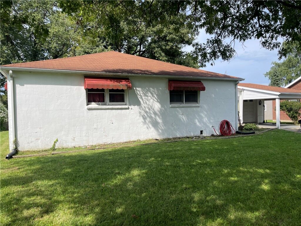 Property Photo: 1516 W High Street OH 45356