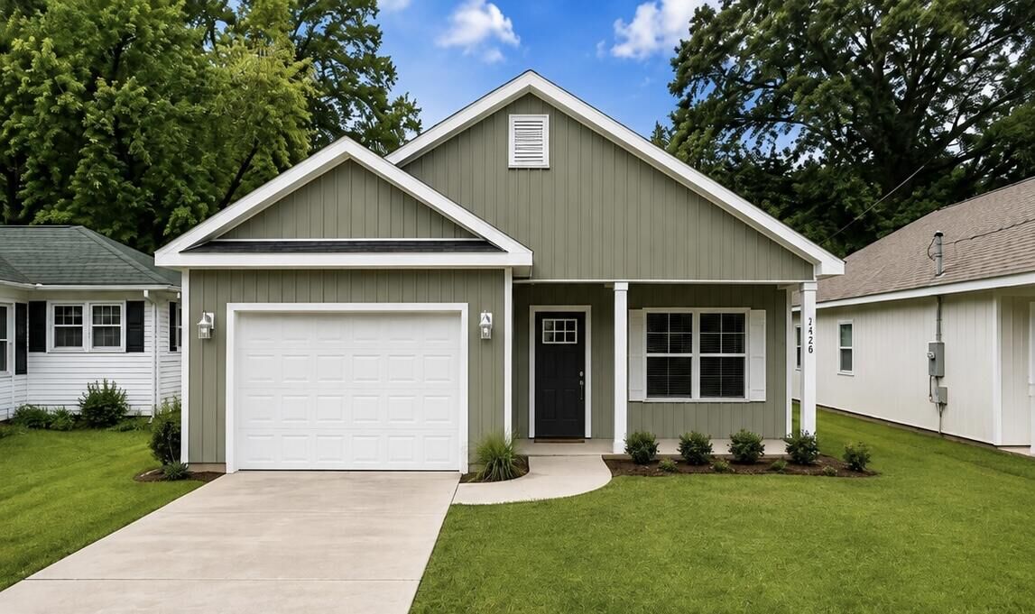 Property Photo:  607 Amos Street  FL 32539 