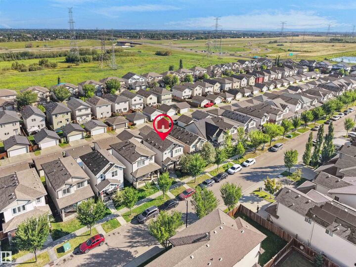 Property Photo:  5190 1B Avenue SW  AB T6X 0Z6 