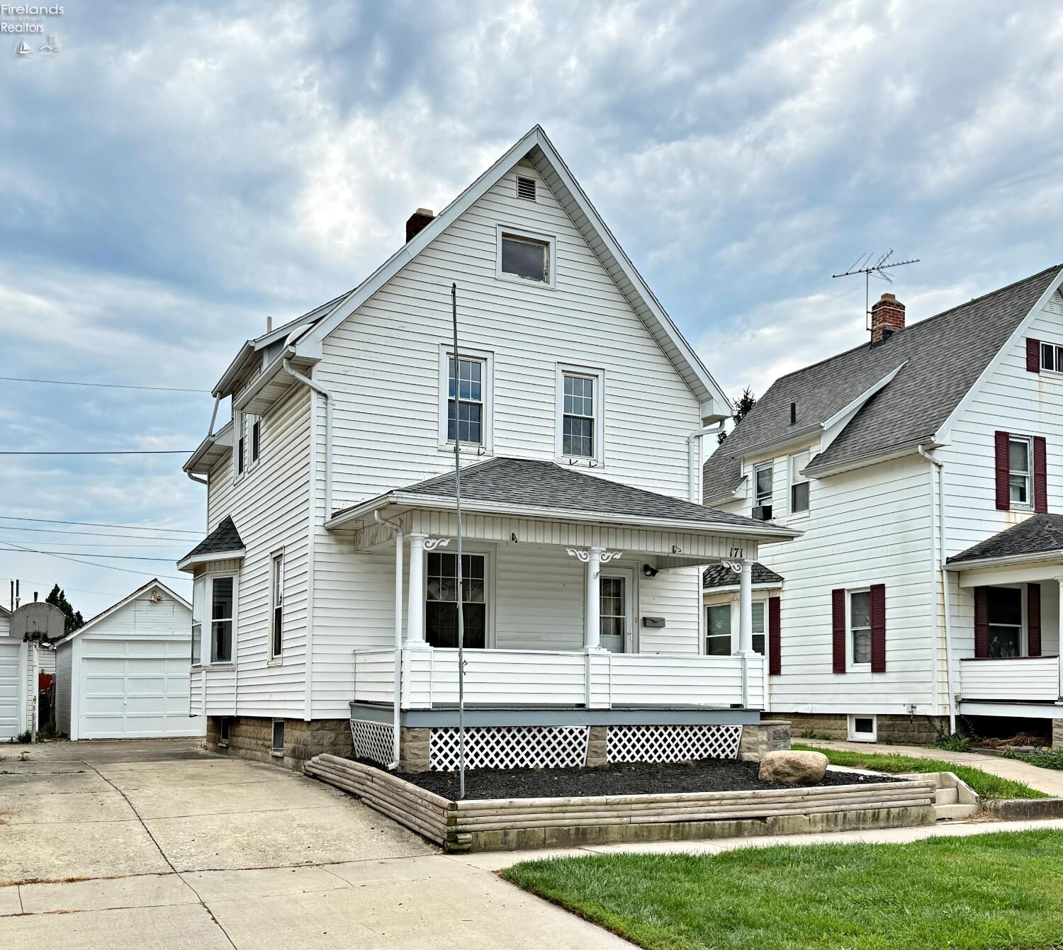 Property Photo:  171 Hall Street  OH 44883 