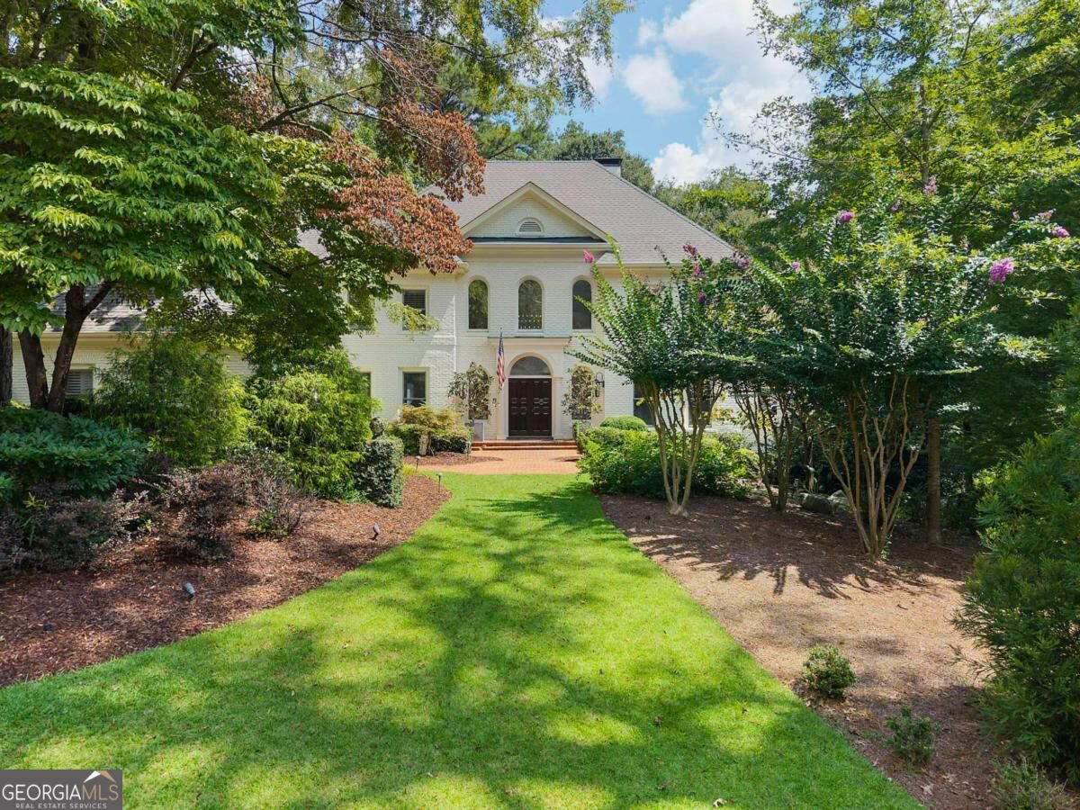 Property Photo:  750 Sturges Way  GA 30022 