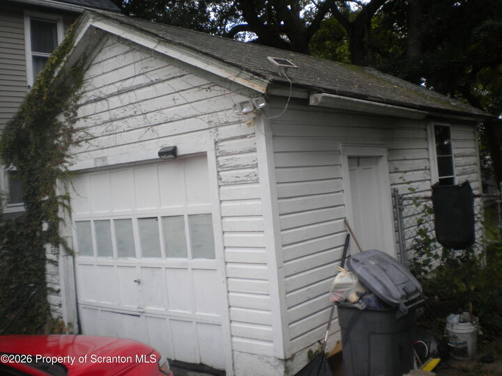 Property Photo: 117 Throop Street PA 18508