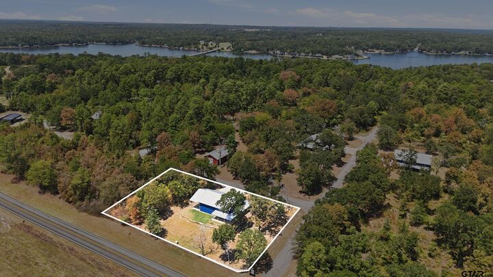 Property Photo: 21 Pine Grove Road TX 75480