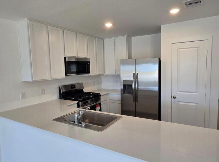 Property Photo: 26918 Dalmatian Bellflower Drive TX 77493