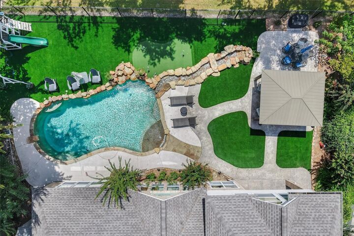 Property Photo: 15911 Ellendale Court TX 77429