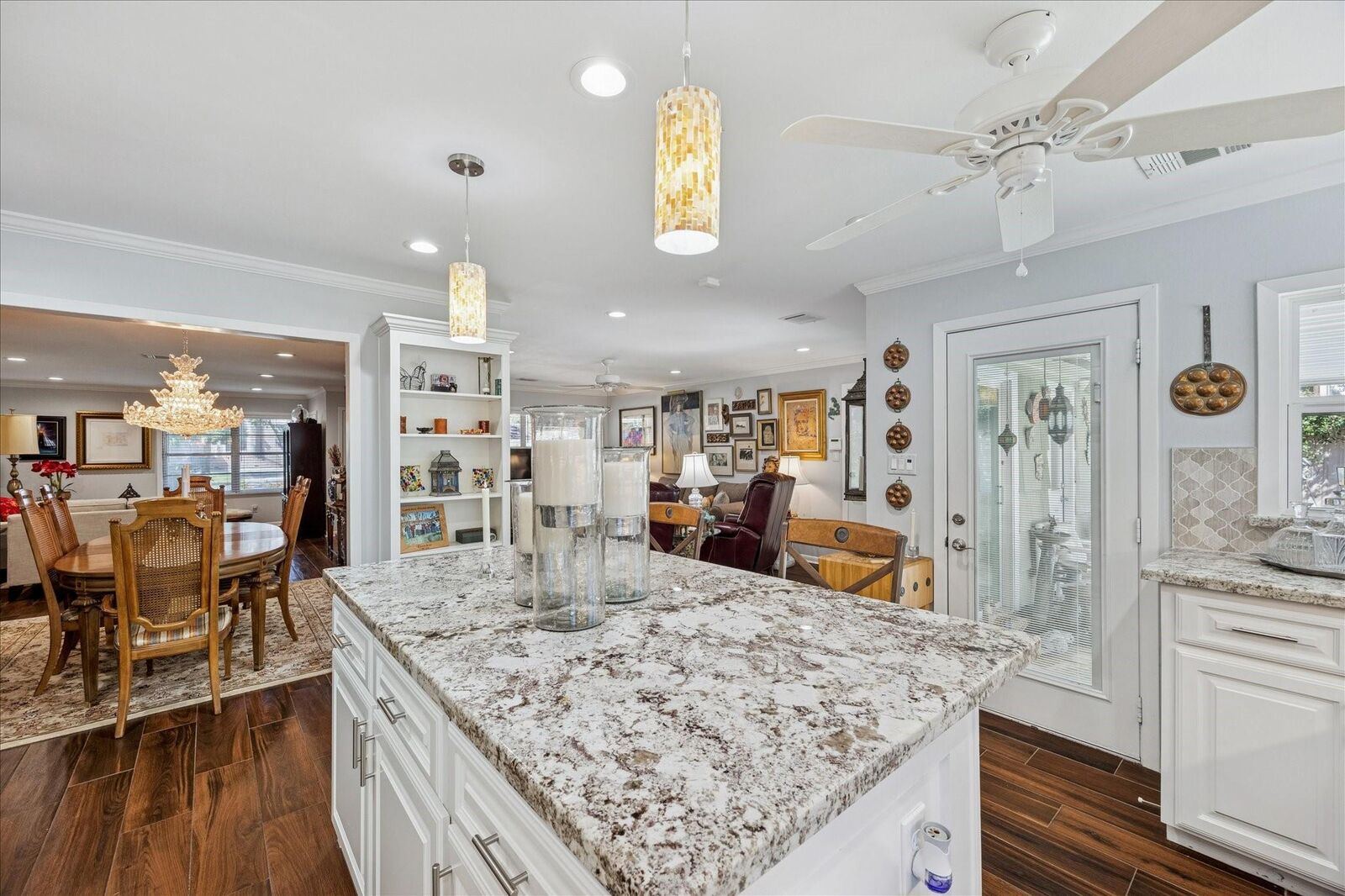 Property Photo:  8611 Ferris Drive  TX 77096 