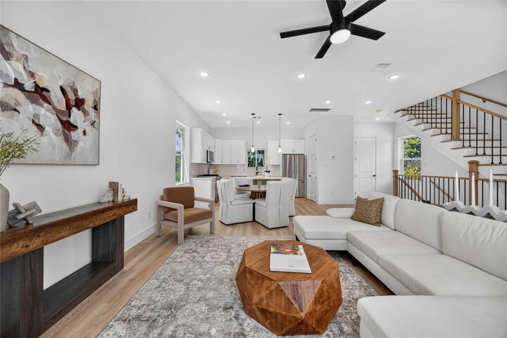 Property Photo:  316 Walthall A  TX 77022 