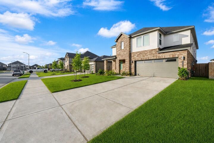 Property Photo:  3322 Black Gore Creek Drive  TX 77494 
