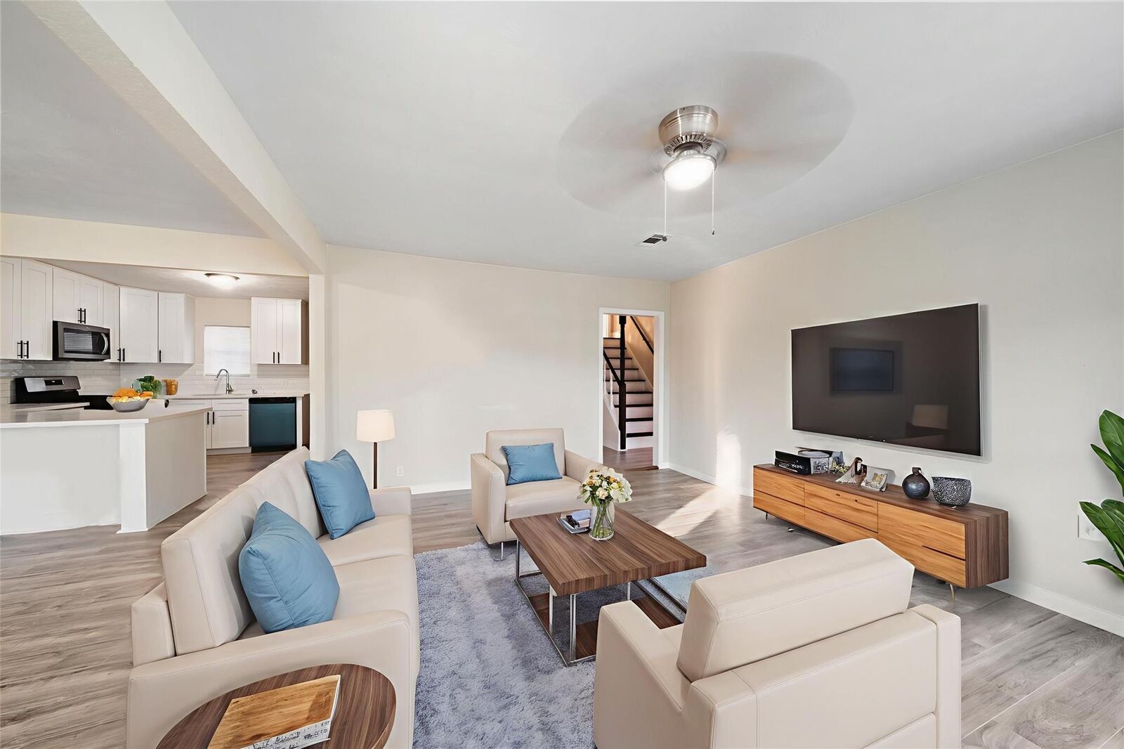 Property Photo: 6829 Japonica Street TX 77087