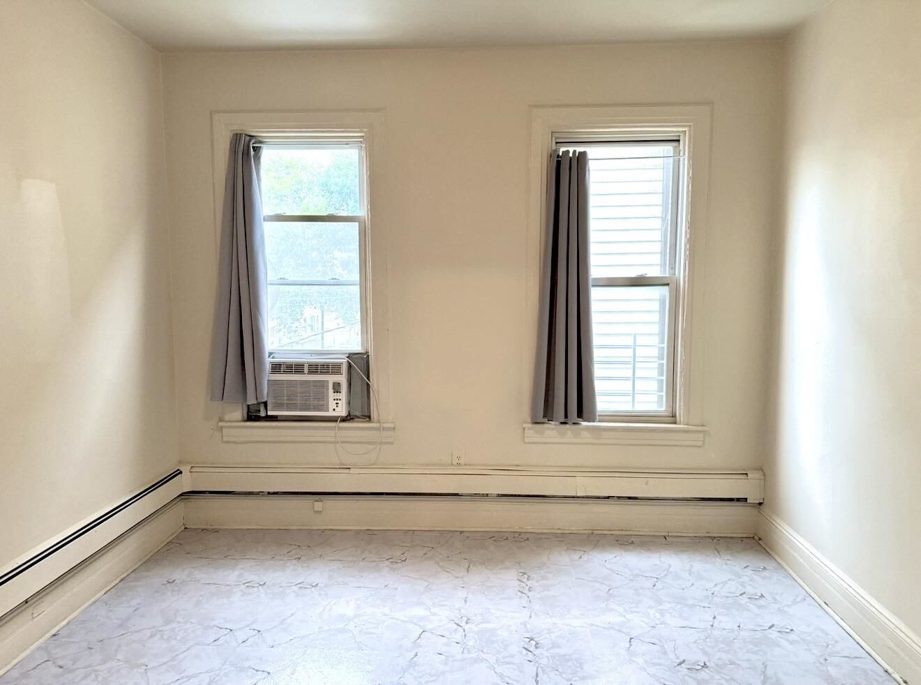 Property Photo:  197 Bartholdi Ave 1  NJ 07305 