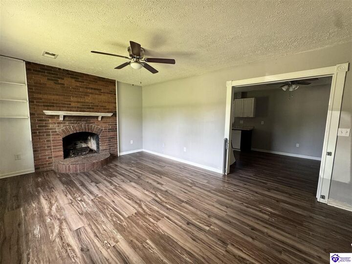 Property Photo:  2250 Hill Street  KY 40175 