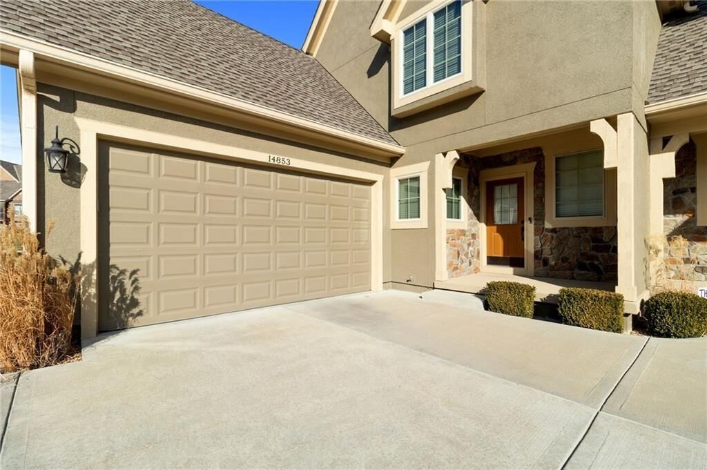 Property Photo:  14853 Meadow Lane  KS 66224 