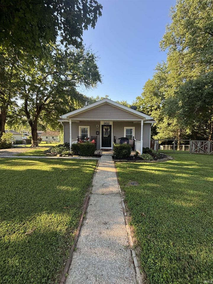 Property Photo:  3410 James Avenue  IN 47712 