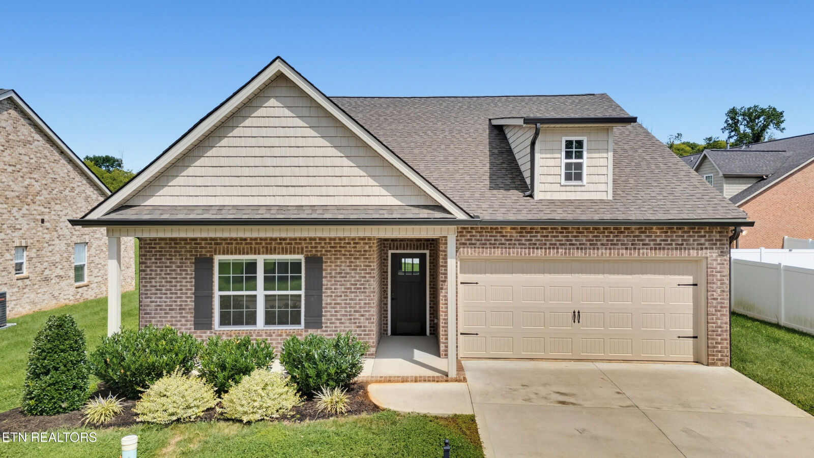 Property Photo:  144 Van Gilder Way  TN 37865 