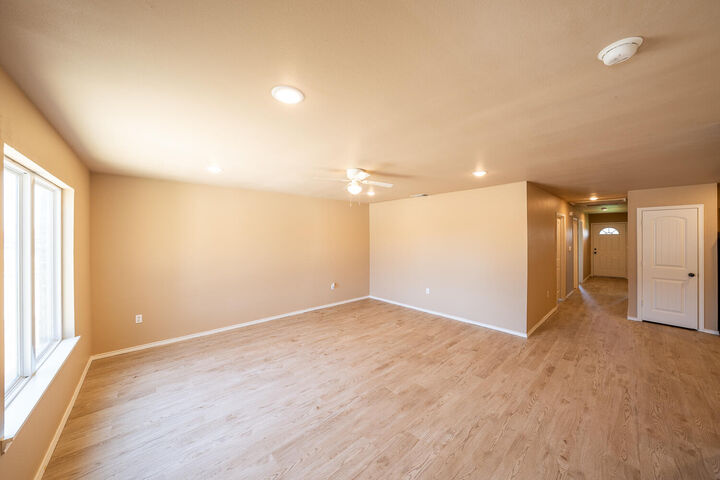 Property Photo: 2501 N Ave N TX 79403
