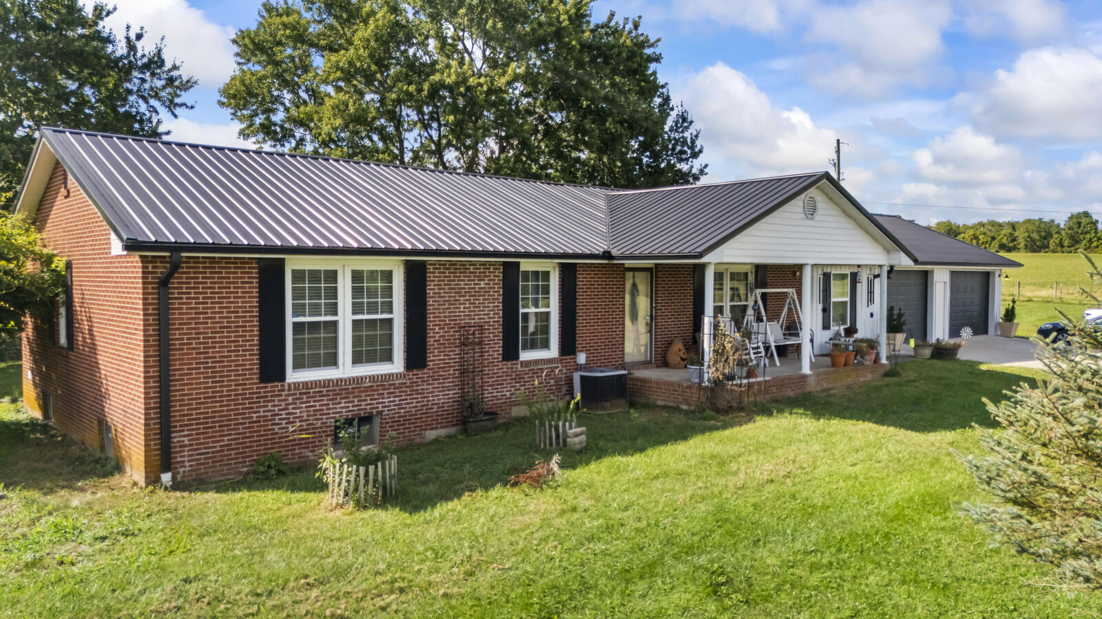Property Photo: 945 Veterans Memorial Highway KY 40374
