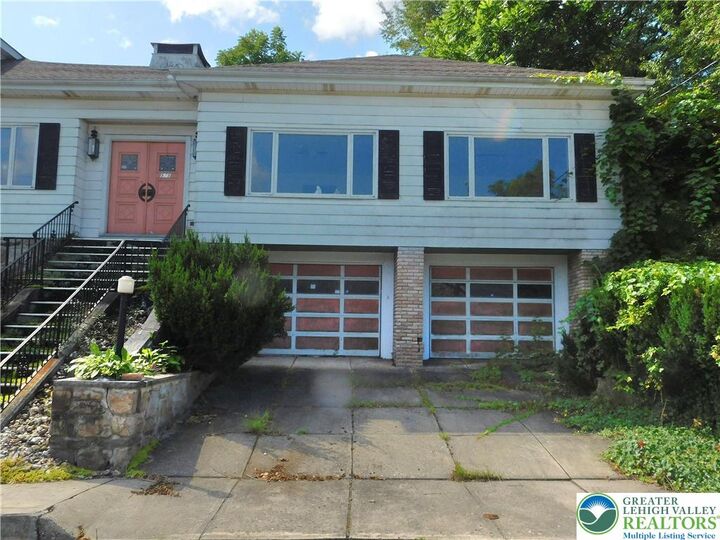 Property Photo:  571 E Center Street  PA 18240 