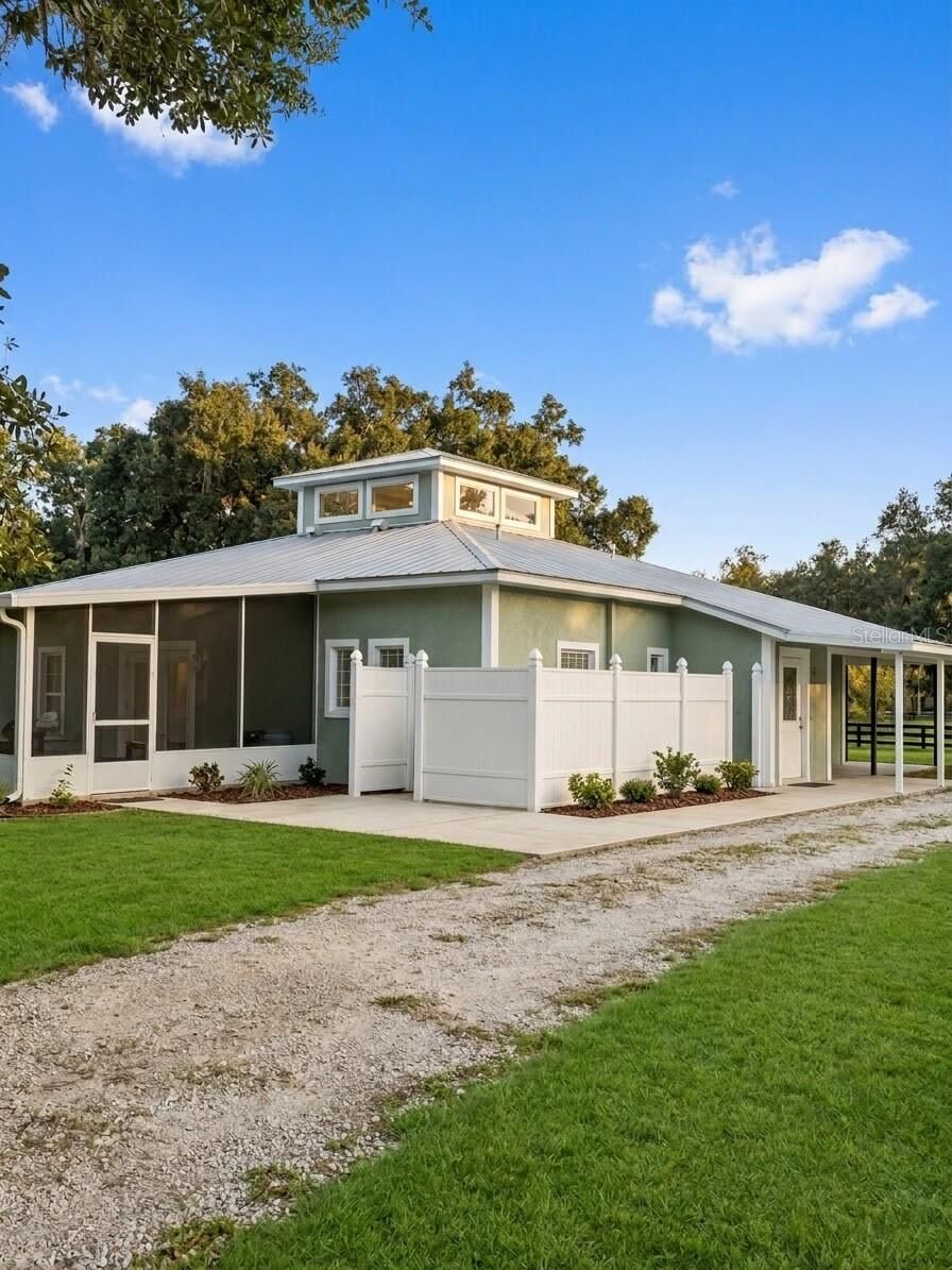 Property Photo:  3030 SE Highway 31  FL 34266 