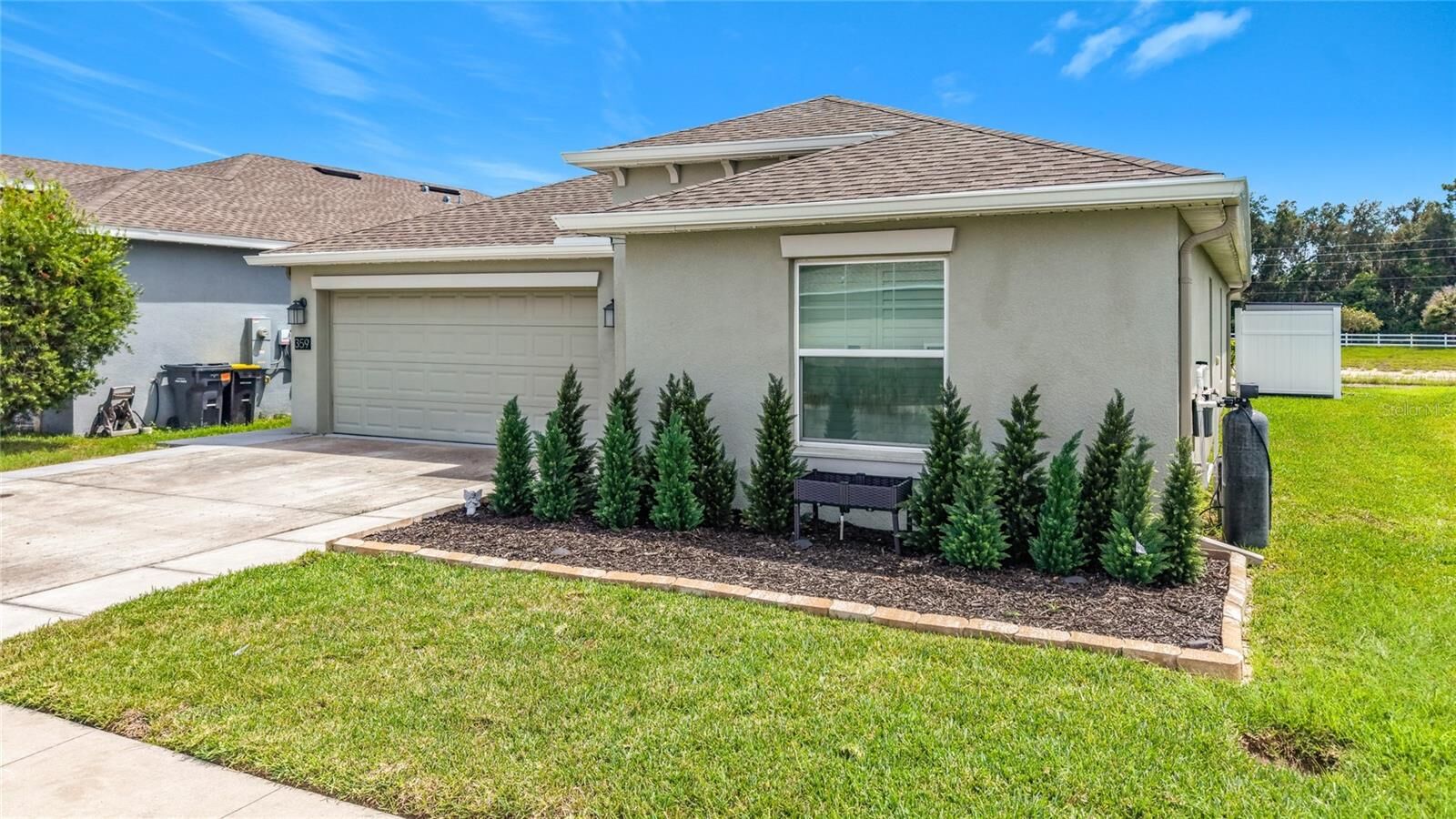 Property Photo: 359 Macarthur Street FL 33830