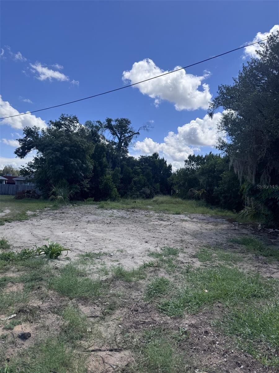 Property Photo:  232 C Street  FL 33853 