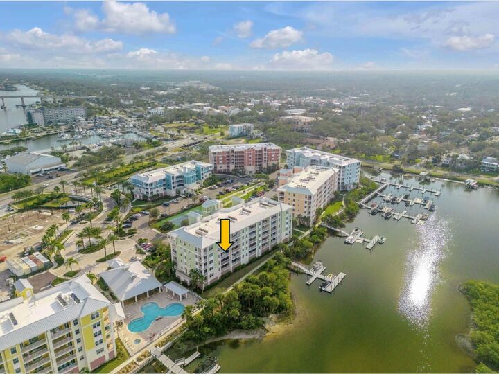 Property Photo: 5 Riverwalk Drive 306 FL 32169