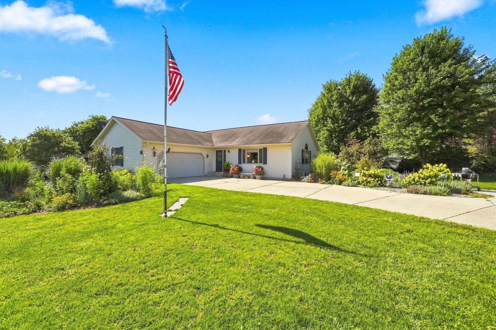 Property Photo:  7220 S Jamie Drive Lot 7  MI 49657 