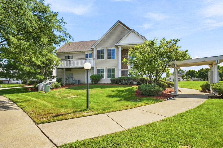 Property Photo:  373 Evening Star Court  IL 60440 