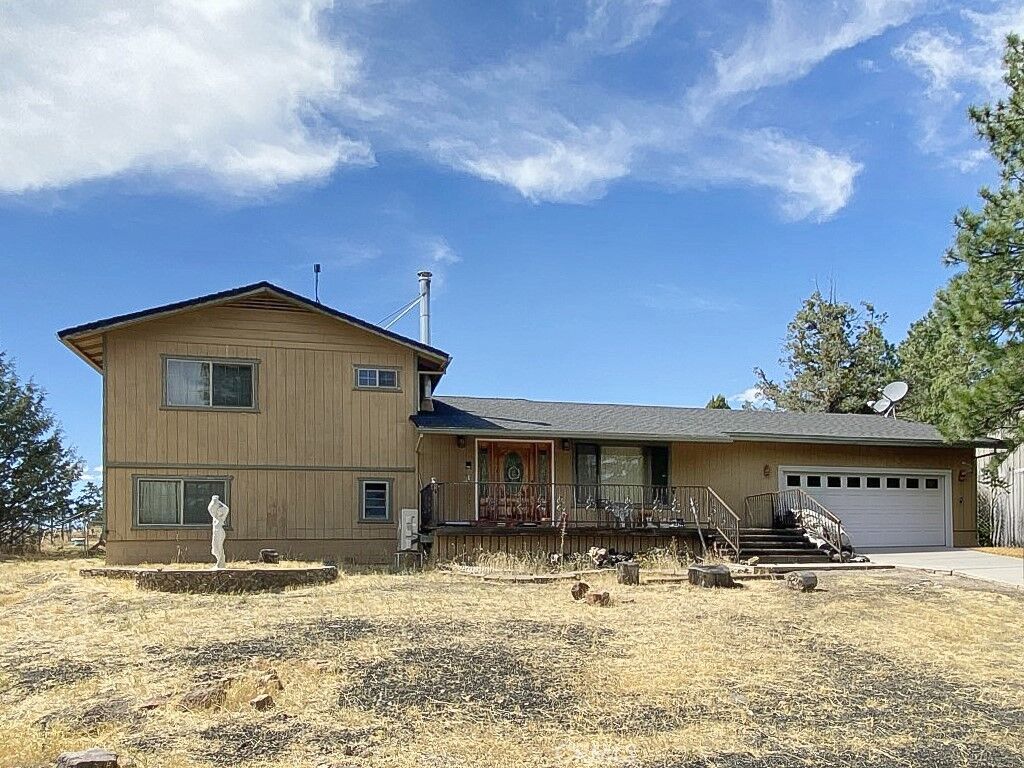 Property Photo: 16843 Fawnskin Pl CA 96094