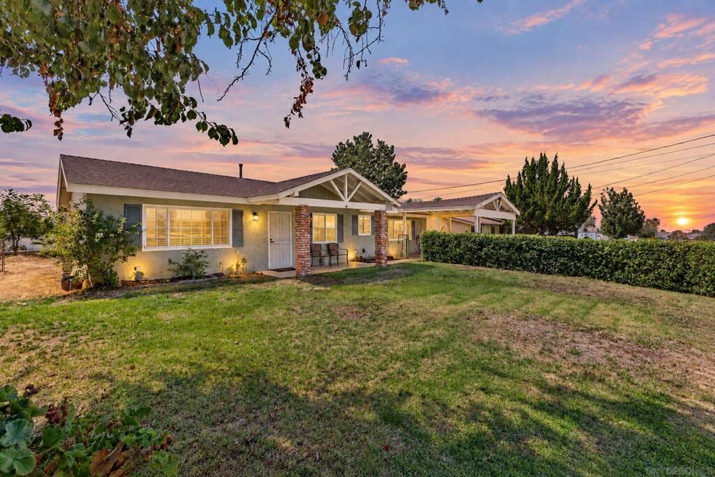 Property Photo: 33837 Palm CA 92399