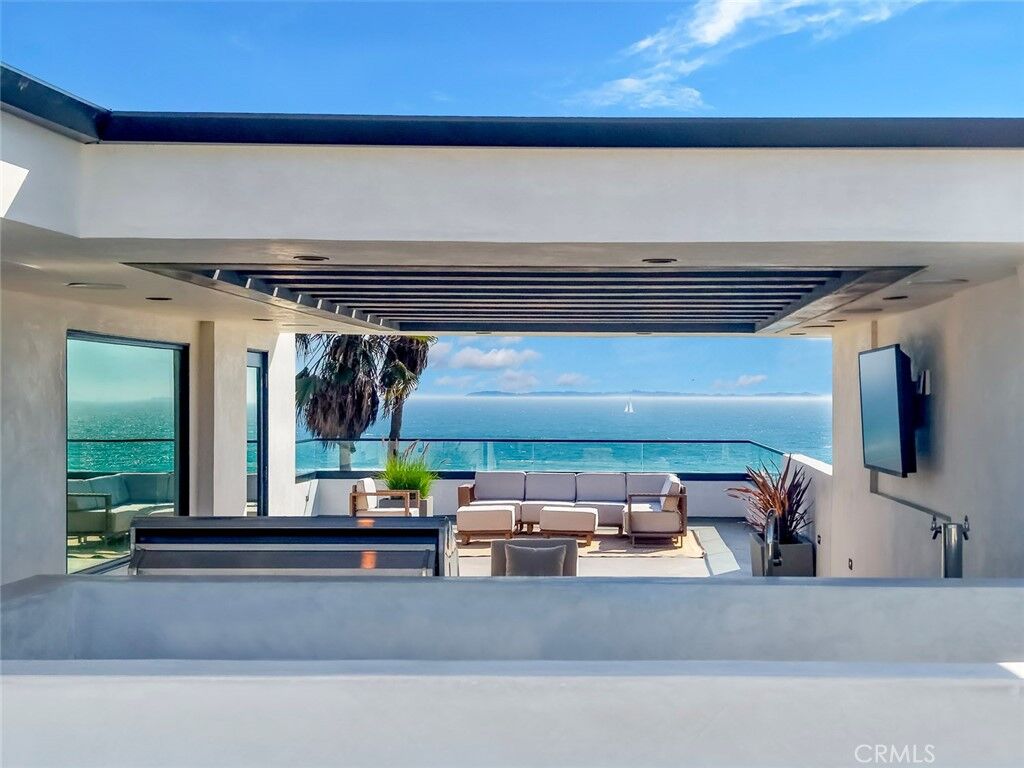 Property Photo: 816 Pacific Coast Highway CA 92648