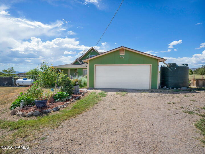 Property Photo:  765 W Gina Marie Boulevard  AZ 86334 