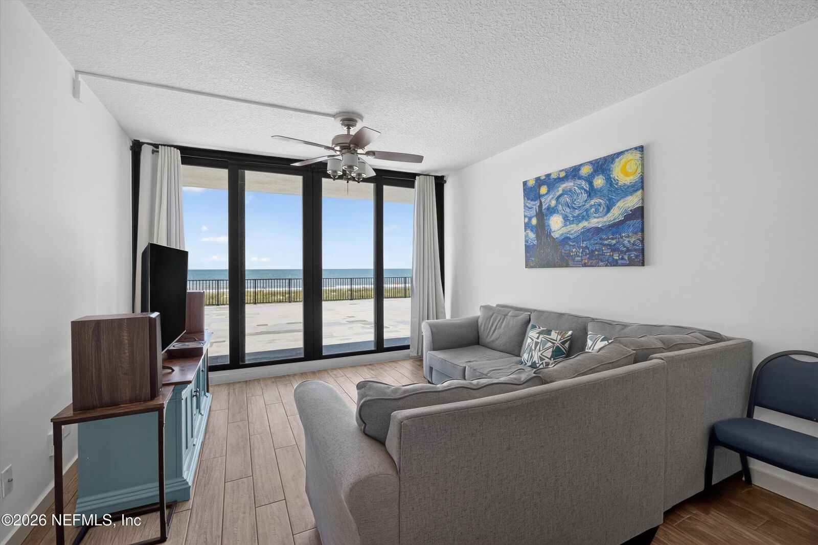 Property Photo:  601 1st Street S 2B  FL 32250 