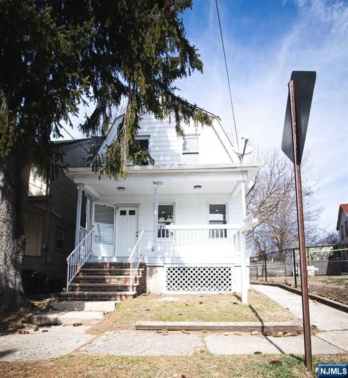 Property Photo:  81 Dewey Street  NJ 07003 