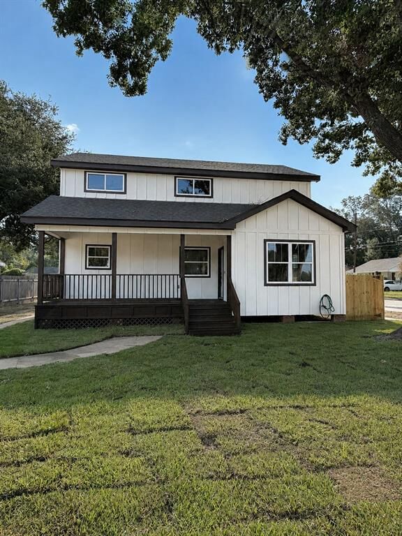 Property Photo:  4027 Akard Avenue  LA 71105 