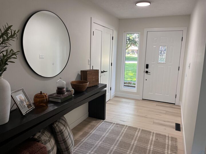 Property Photo:  4358 Old Lakeport Rd  IA 51106 