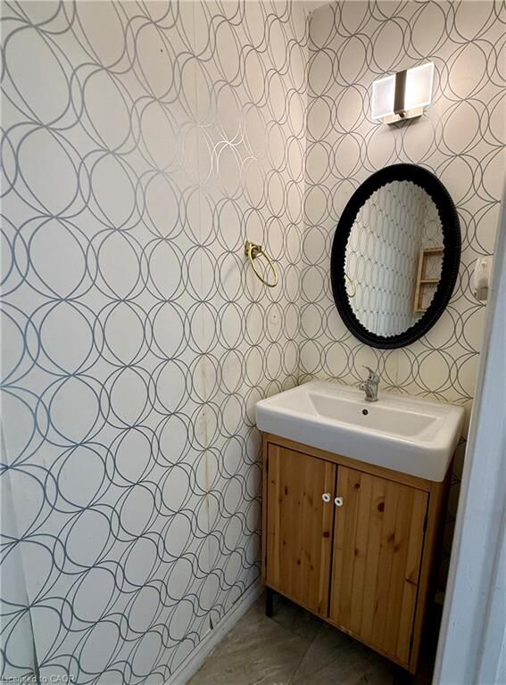 Property Photo:  25 Upper Canada Drive 30  ON N2P 1G2 