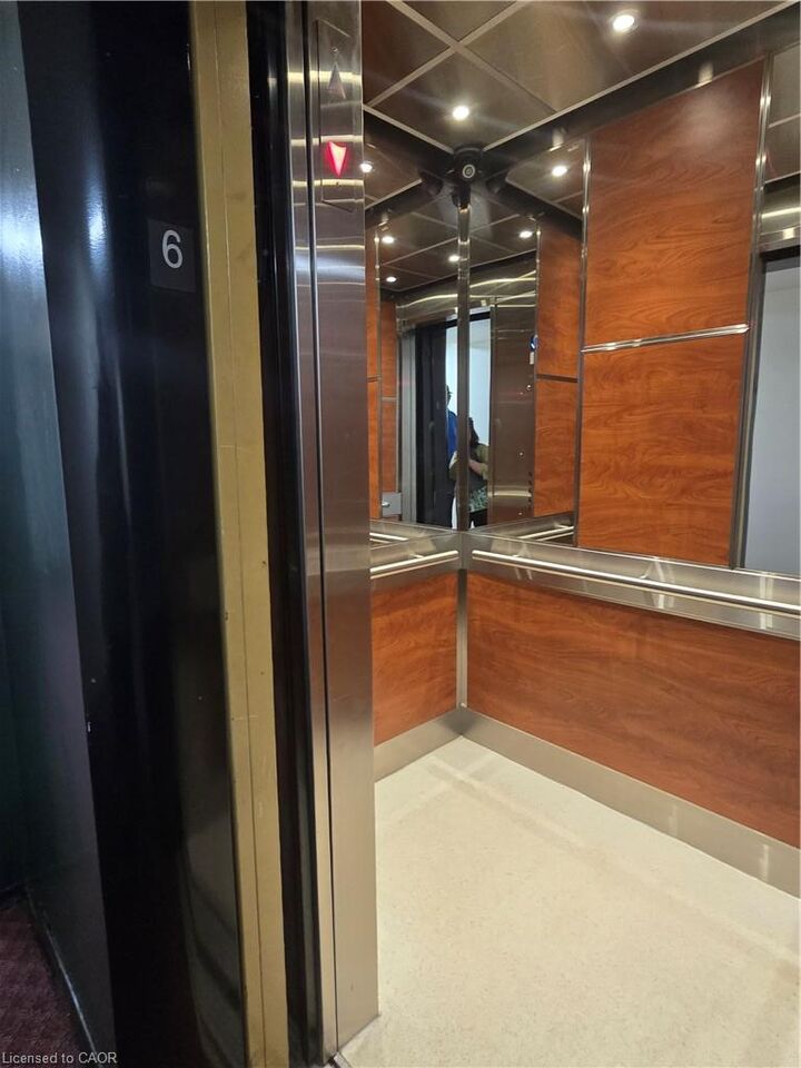 Property Photo:  340 Concession Street 604  ON L9A 1B6 