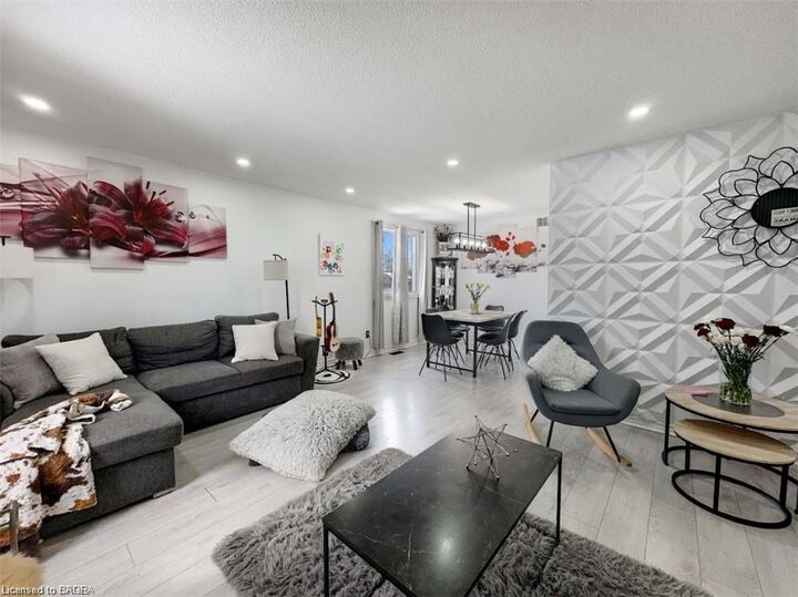 Property Photo:  77 Schuyler Street  ON N3L 4C8 
