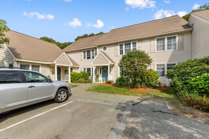 Property Photo: 396 Boston Rd 302 MA 01821