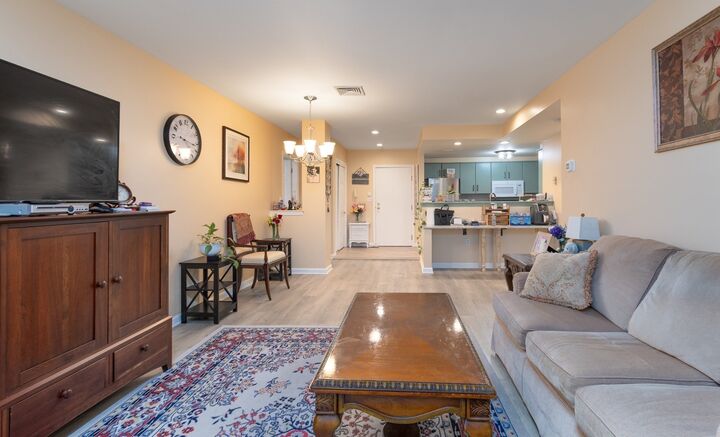 Property Photo:  770 Salisbury Street 511  MA 01609 
