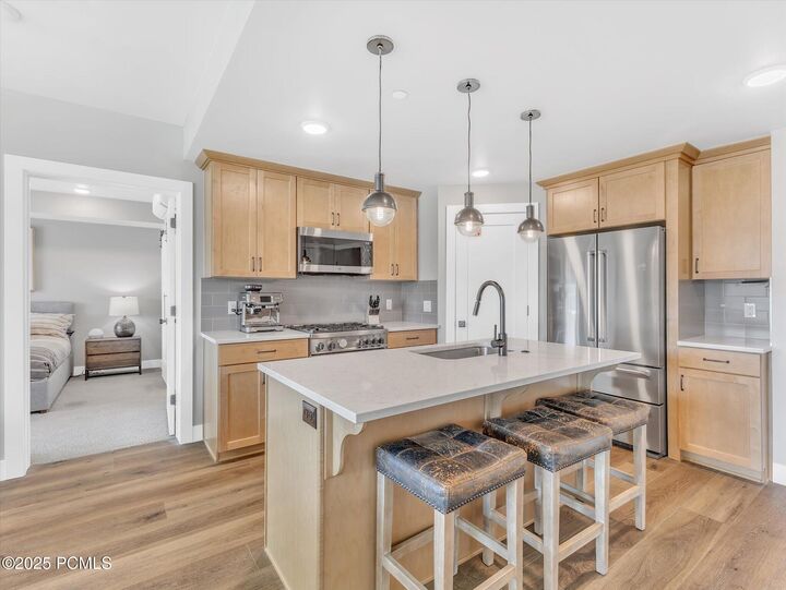 Property Photo:  909 W Peace Tree Trail 203  UT 84036 